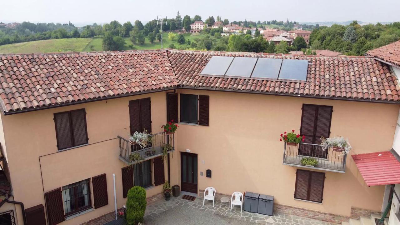 Casa Graziella- Appartamenti Vacanze Portacomaro Extérieur photo